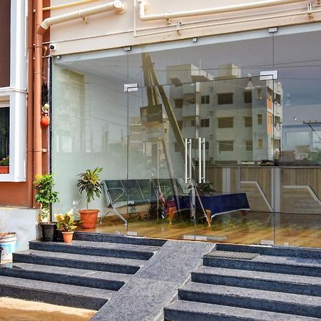 Oyo Home Msr Guest Inn Homestay Nellore Eksteriør billede