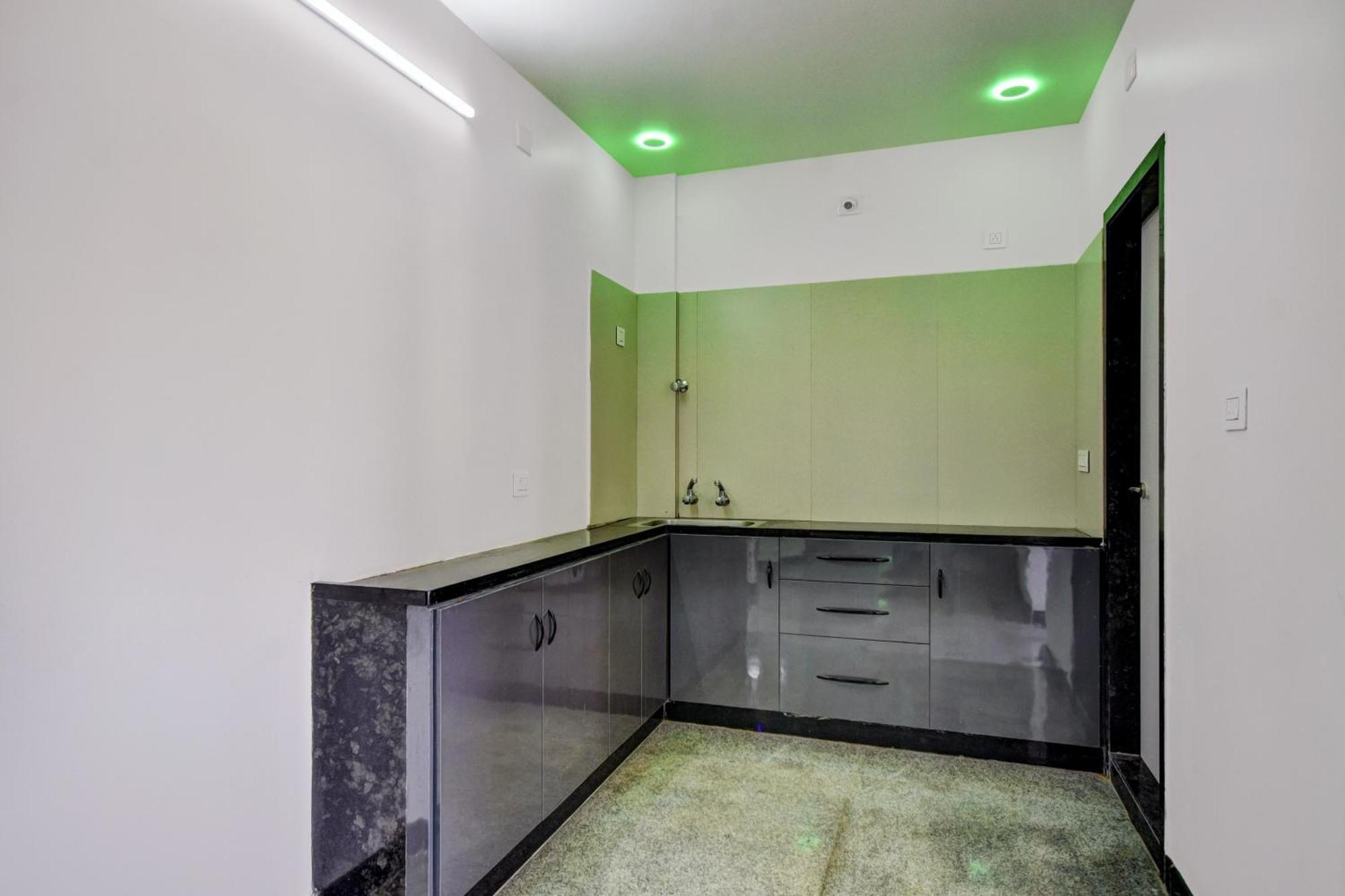 Oyo Home Msr Guest Inn Homestay Nellore Eksteriør billede