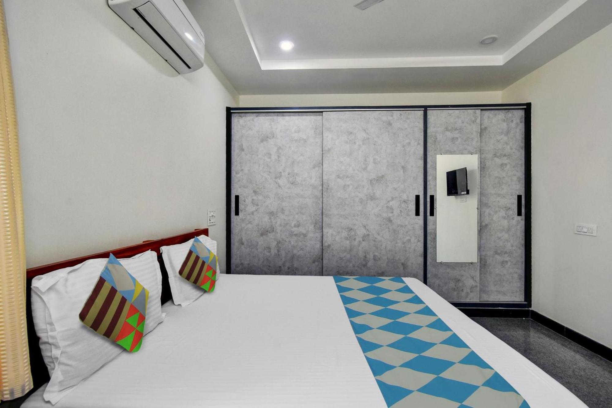 Oyo Home Msr Guest Inn Homestay Nellore Eksteriør billede