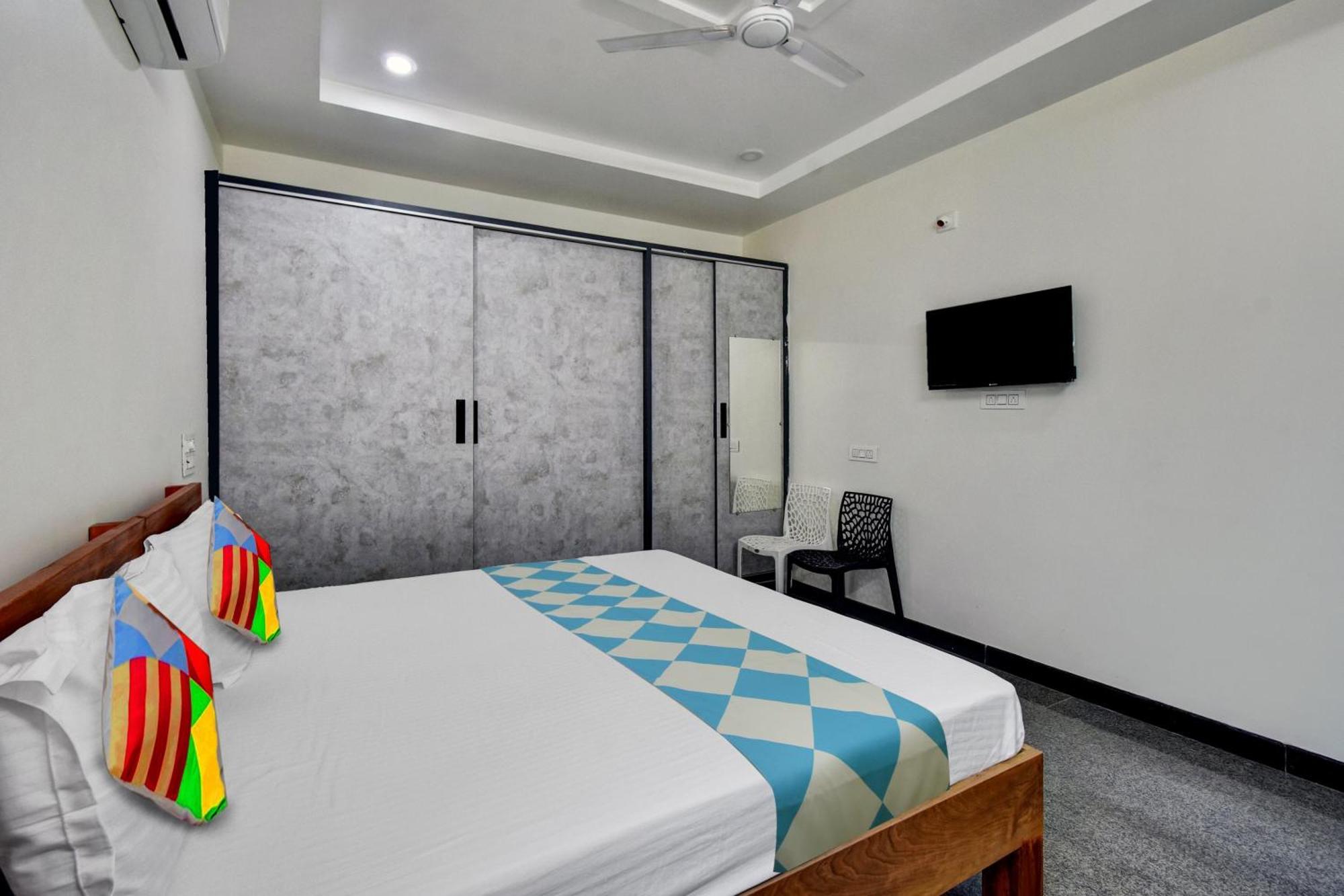 Oyo Home Msr Guest Inn Homestay Nellore Eksteriør billede